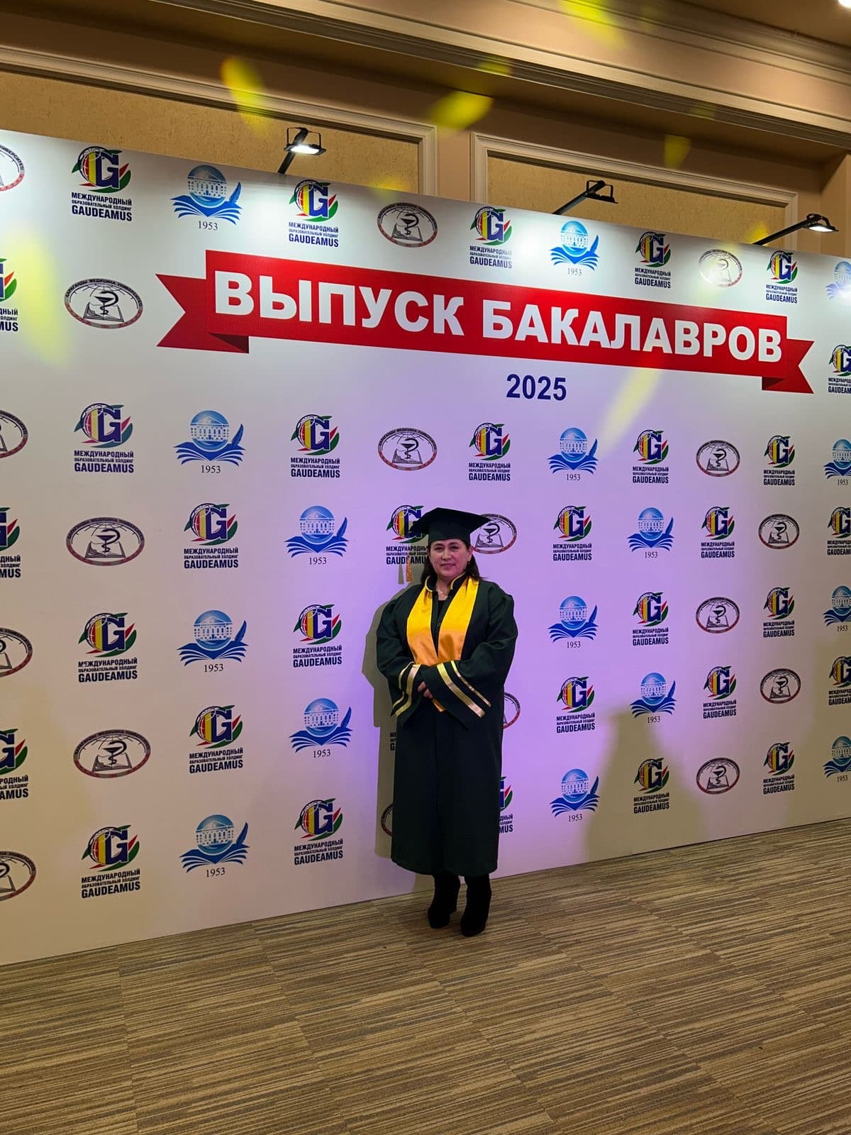 Фотография врача - Умирбекова Айнур Едиловна, Сестринское дело